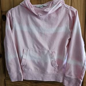 Girls tie dye hoodie.